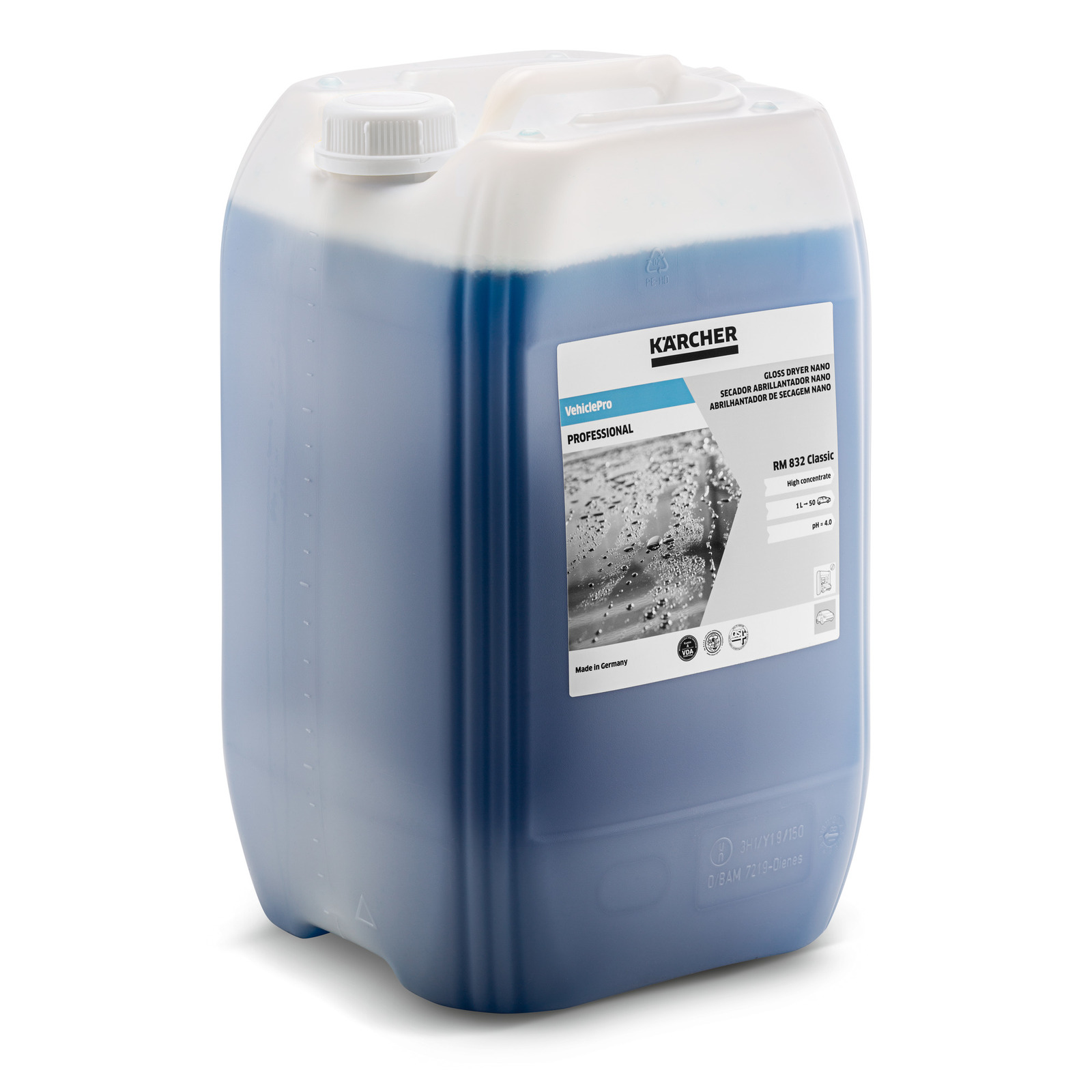 Kärcher VehiclePro RM 832 Classic container with blue liquid, featuring product label and white cap. Kärcher VehiclePro RM 832 Classic container with blue liquid, featuring product label and white cap.