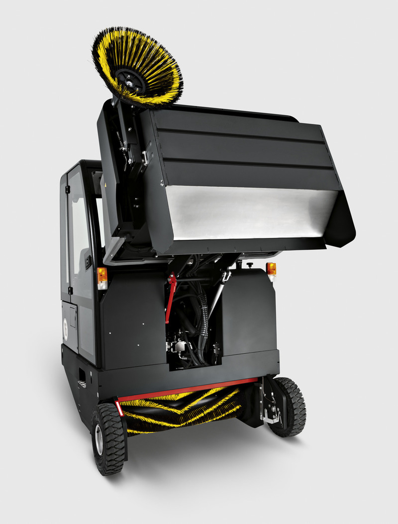 Vacuum sweeper KM 150/500 R Bp + 2SB + STL + OHG + LTS | Kärcher